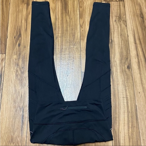 Lululemon Fresh Tracks Tight 29” - Picture 9 of 11